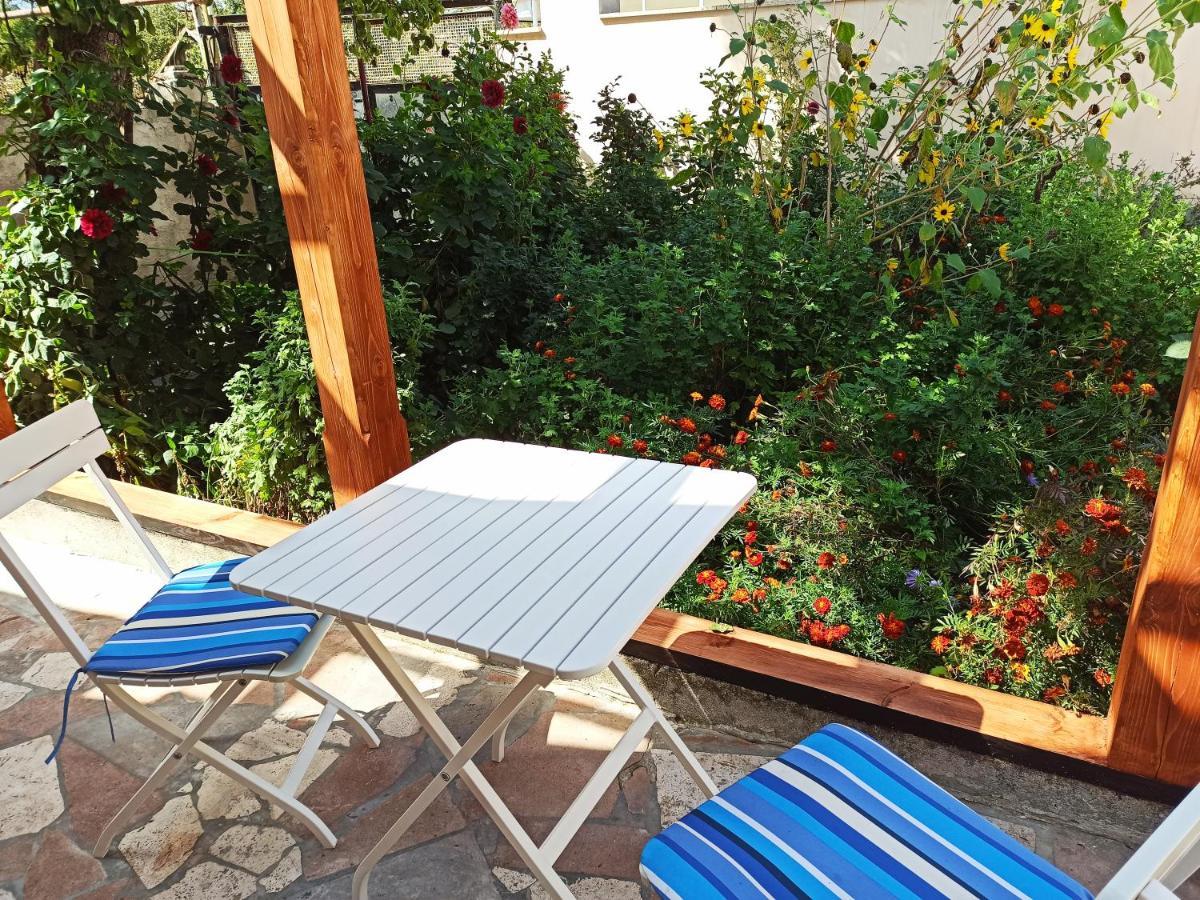 Jermatun Guest House Dilijan Exterior foto